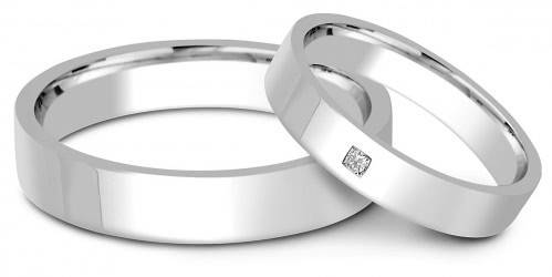 Обручальное кольцо из белого золота с бриллиантом 16.5