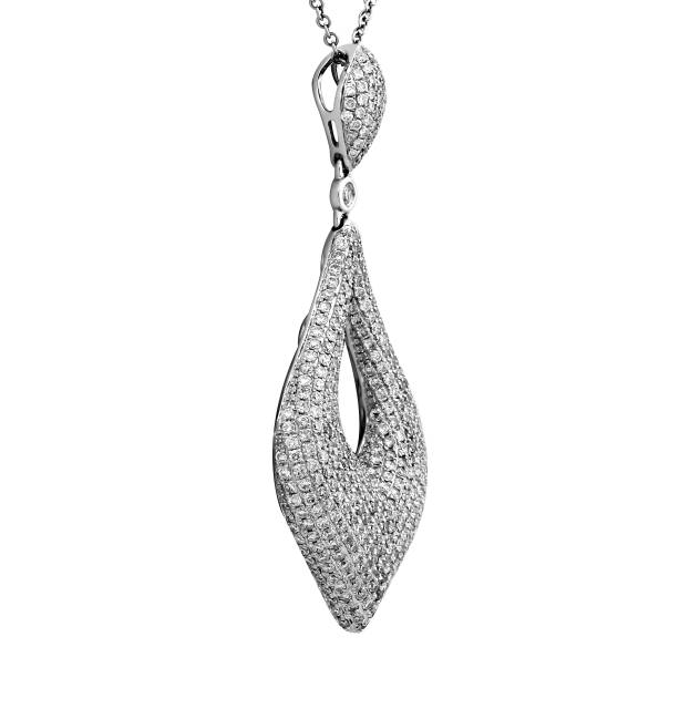 Кулон из белого золота с бриллиантами (046665)