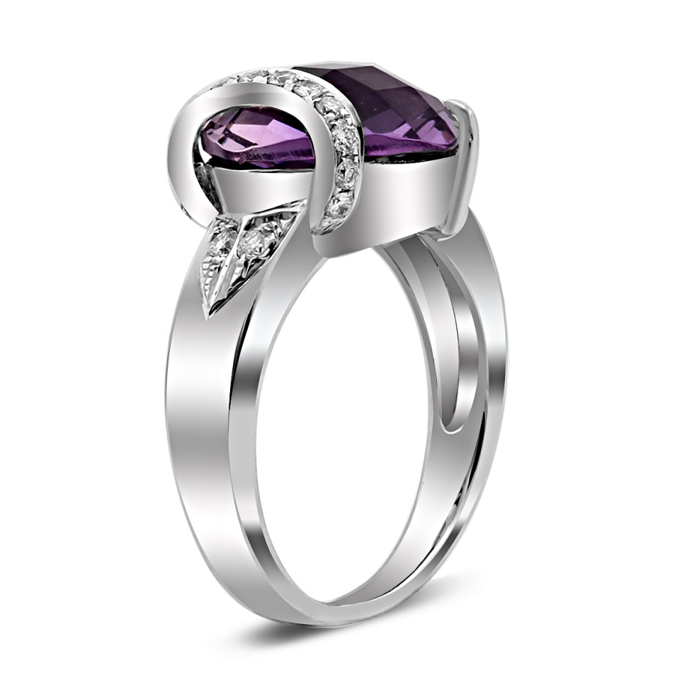Кольцо из белого золота с бриллиантами и аметистом (020367)