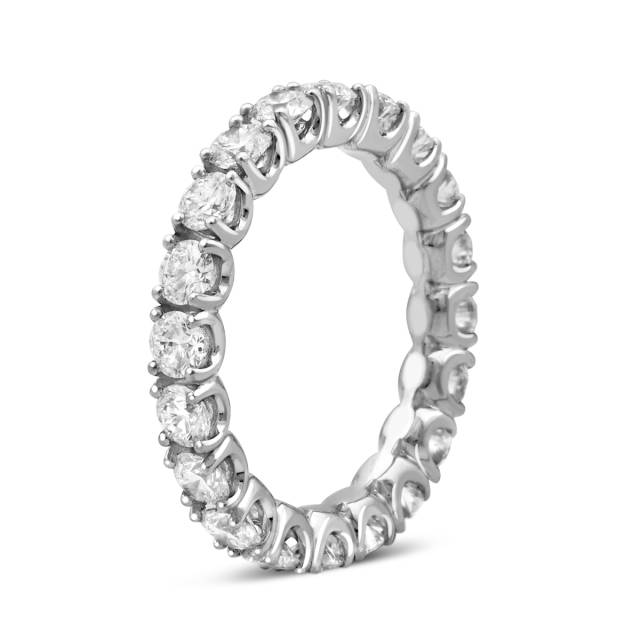 Обручальное кольцо из белого золота с бриллиантами (049323)