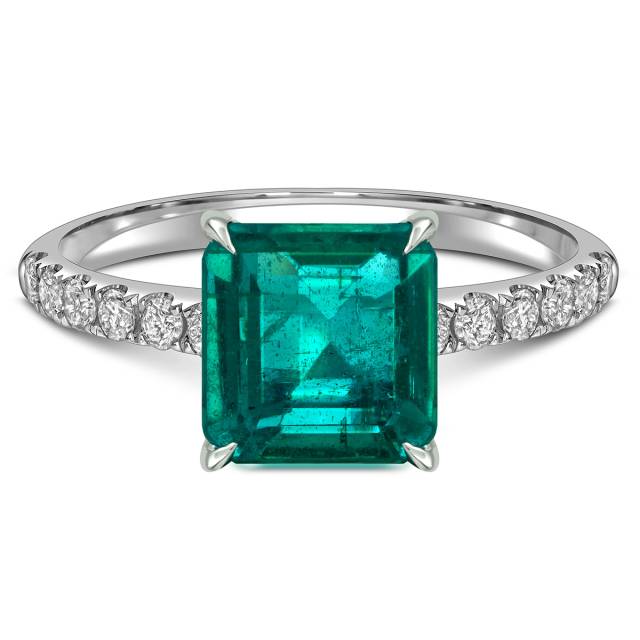 Кольцо из белого золота с бриллиантами и изумрудом (058509)