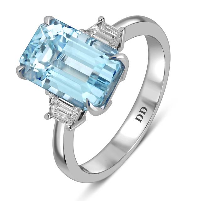 Кольцо из белого золота с бриллиантами и аквамарином (062642)