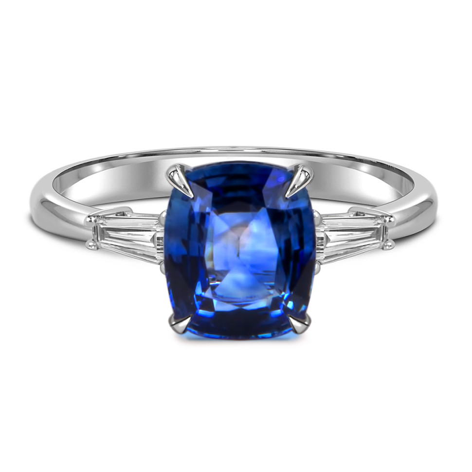 Кольцо из белого золота с бриллиантами и сапфиром (059152)