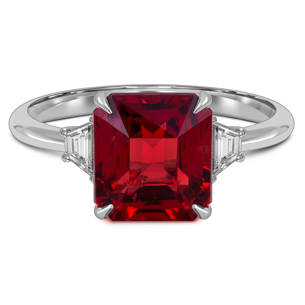 Кольцо из белого золота с бриллиантами и шпинелью (063446)