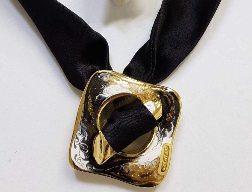 Колье из серебра с эмалью и шёлком "Graziella" (038656)