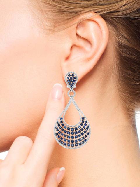 Серьги из белого золота с бриллиантами и сапфирами (003912)