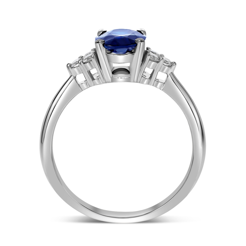 Кольцо из белого золота с бриллиантами и сапфиром (048919)