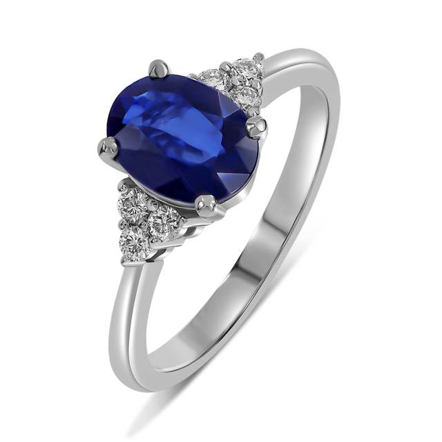 Кольцо из белого золота с бриллиантами и сапфиром (048919)
