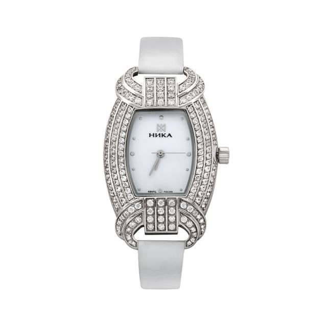 Часы женские из серебра с кристаллами Сваровски кварцевые НИКА (013921)