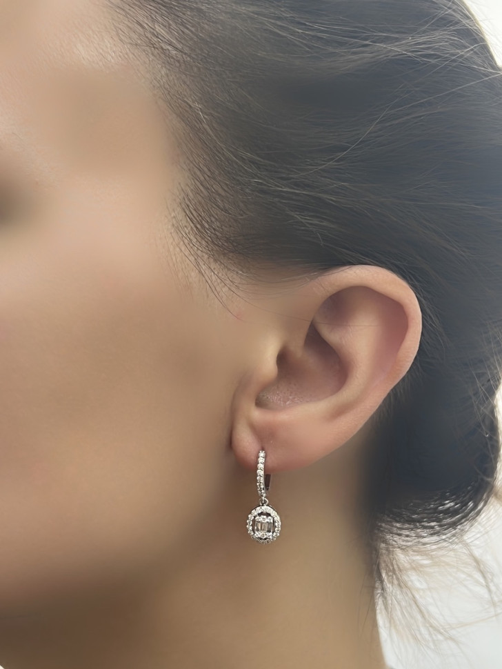 Серьги из белого золота с бриллиантами (050635)