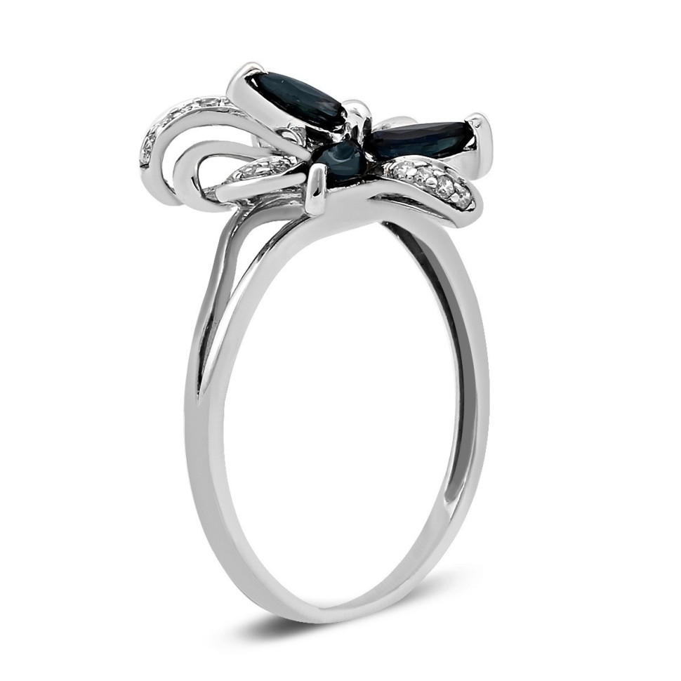 Кольцо из белого золота с бриллиантами и сапфирами (021030)