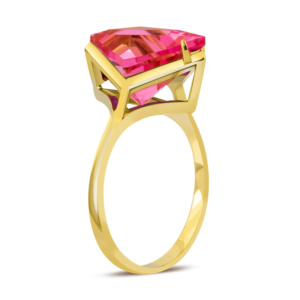 Кольцо из жёлтого золота с искусственным морганитом 