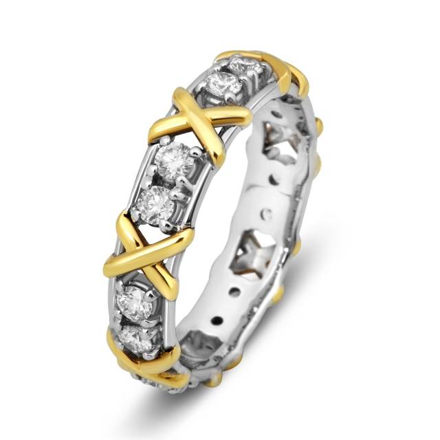 Обручальное кольцо из платины с бриллиантами (015543)