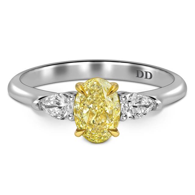 Помолвочное кольцо из белого золота с бриллиантами (062760)