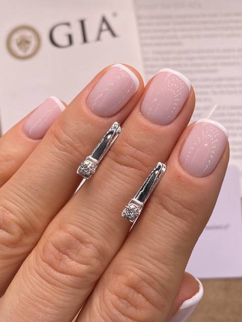 Серьги из белого золота с бриллиантами (053842)