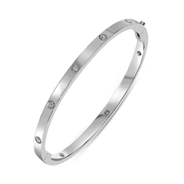 Браслет жёсткий из белого золота с бриллиантами  (060519)