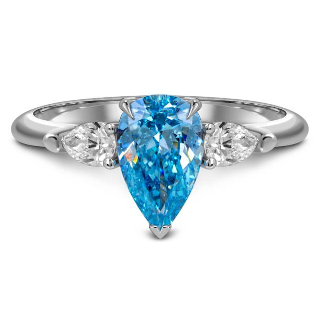 Помолвочное кольцо из белого золота с голубым бриллиантом (060846)