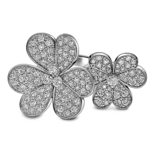 Кольцо из белого золота с бриллиантами (063731)