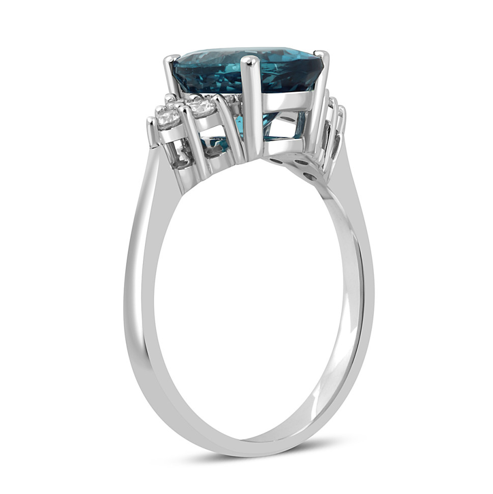 Кольцо из белого золота с бриллиантами и лондон топазом (060510)