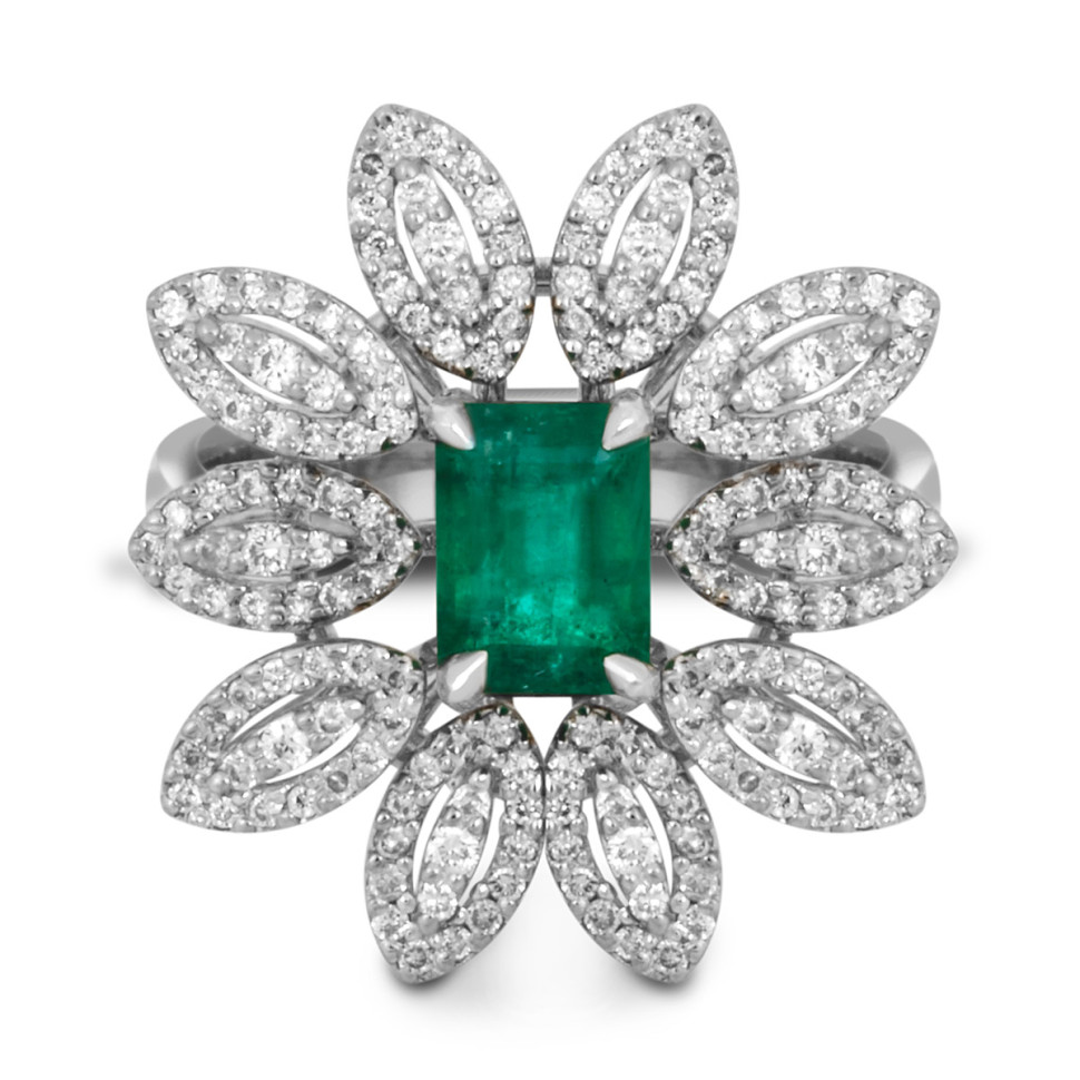 Кольцо из белого золота с бриллиантами и изумрудом (038833)