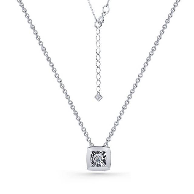 Колье из белого золота с бриллиантами (060979)