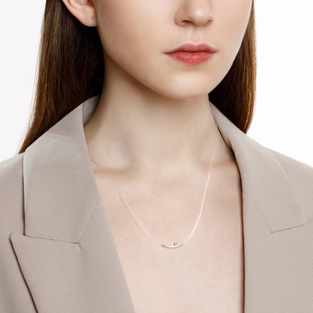 Колье из белого золота с бриллиантом на леске (048683)