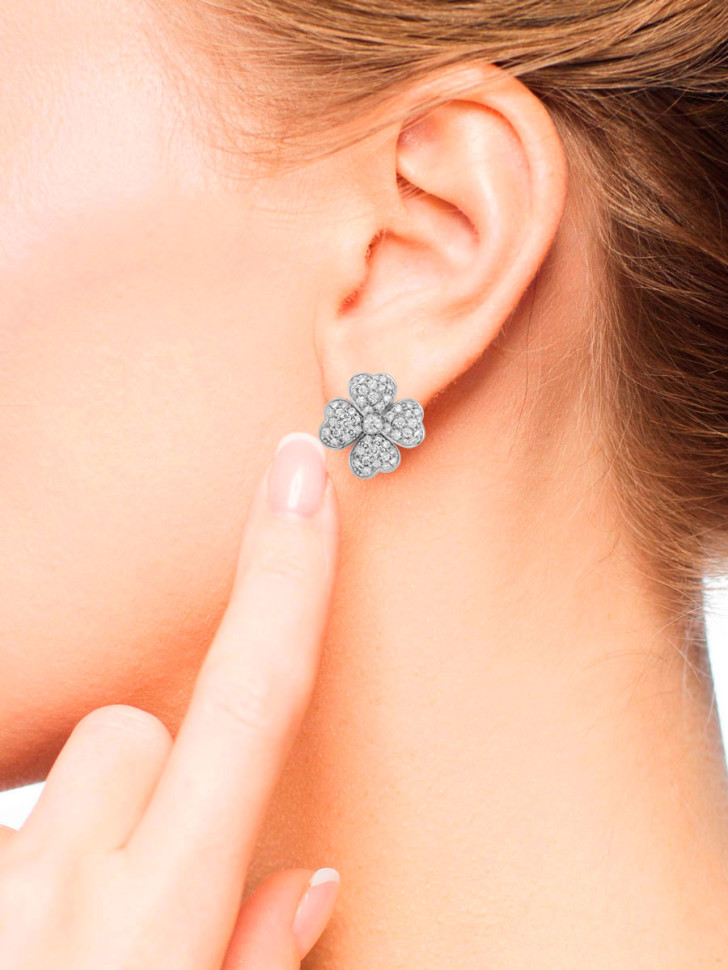 Серьги из белого золота с бриллиантами (046913)