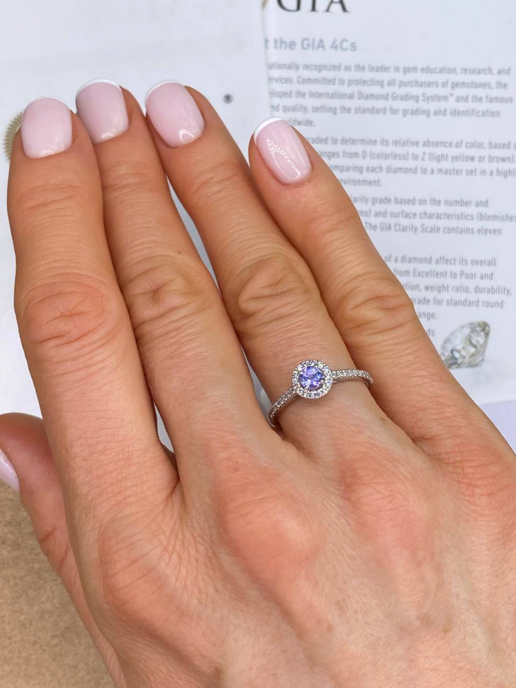 Кольцо из белого золота с бриллиантами и танзанитом (049356)