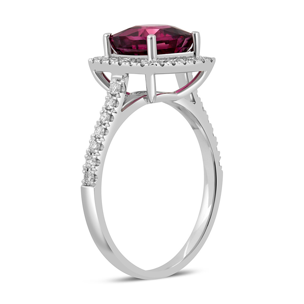 Кольцо из белого золота с родолитом (047076)