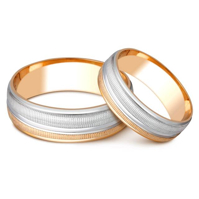 Обручальное кольцо из комбинированного золота с алмазной гранью (023607)