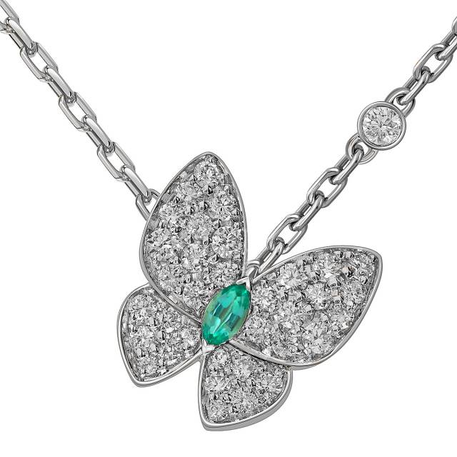 Колье из белого золота с бриллиантами и изумрудом "Бабочки" (055527)