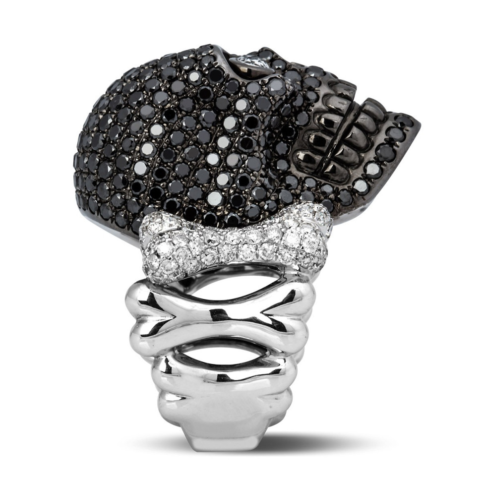 Кольцо из белого золота с бриллиантами и бесцветным сапфиром (003242)