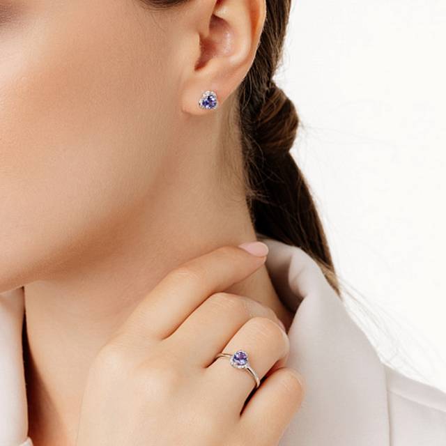 Серьги пусеты из белого золота с бриллиантами и танзанитами (051359)