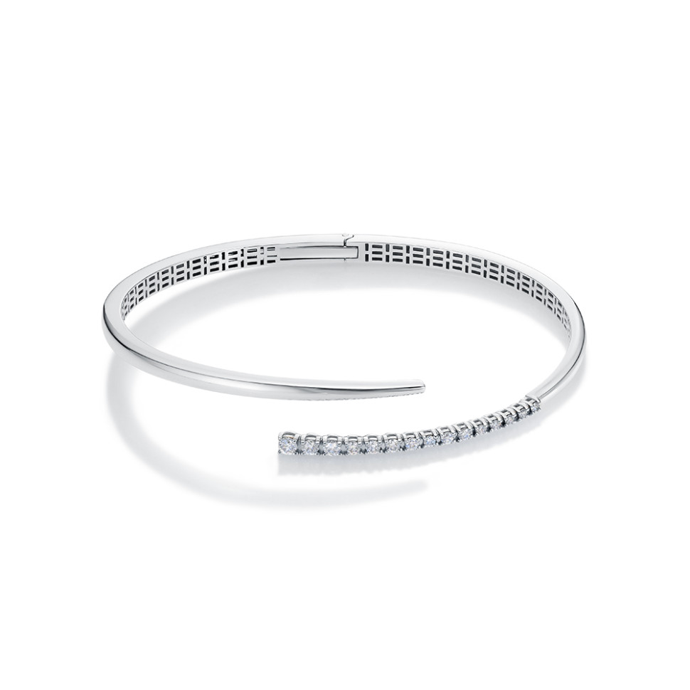 Браслет из белого золота с бриллиантами (060391)