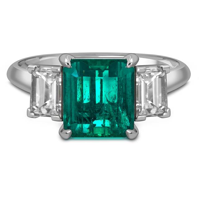 Кольцо из платины с бриллиантами и изумрудом (055758)