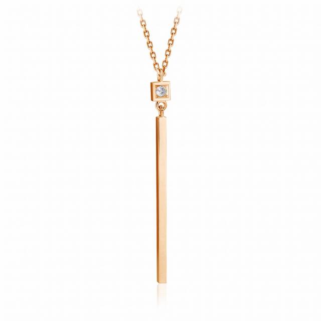 Колье из красного золота с бриллиантом (047751)