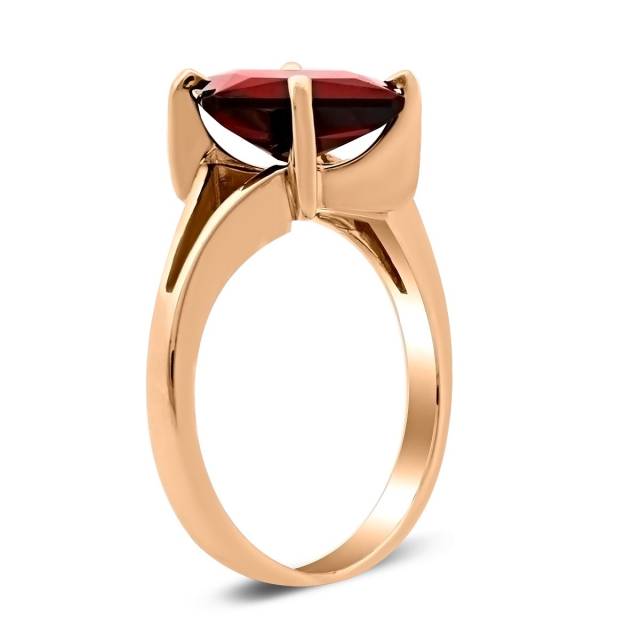 Кольцо из красного золота с гранатом (028562)