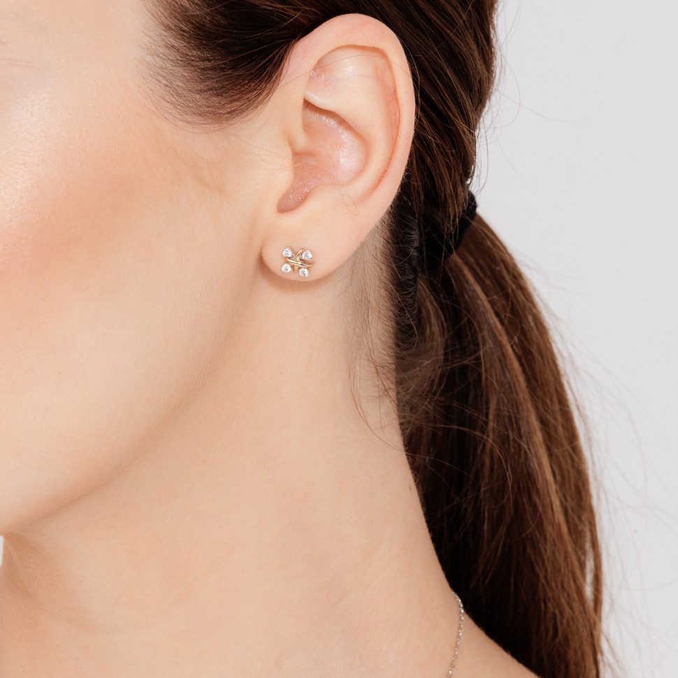 Серьги пусеты из комбинированного золота с бриллиантами (047135)