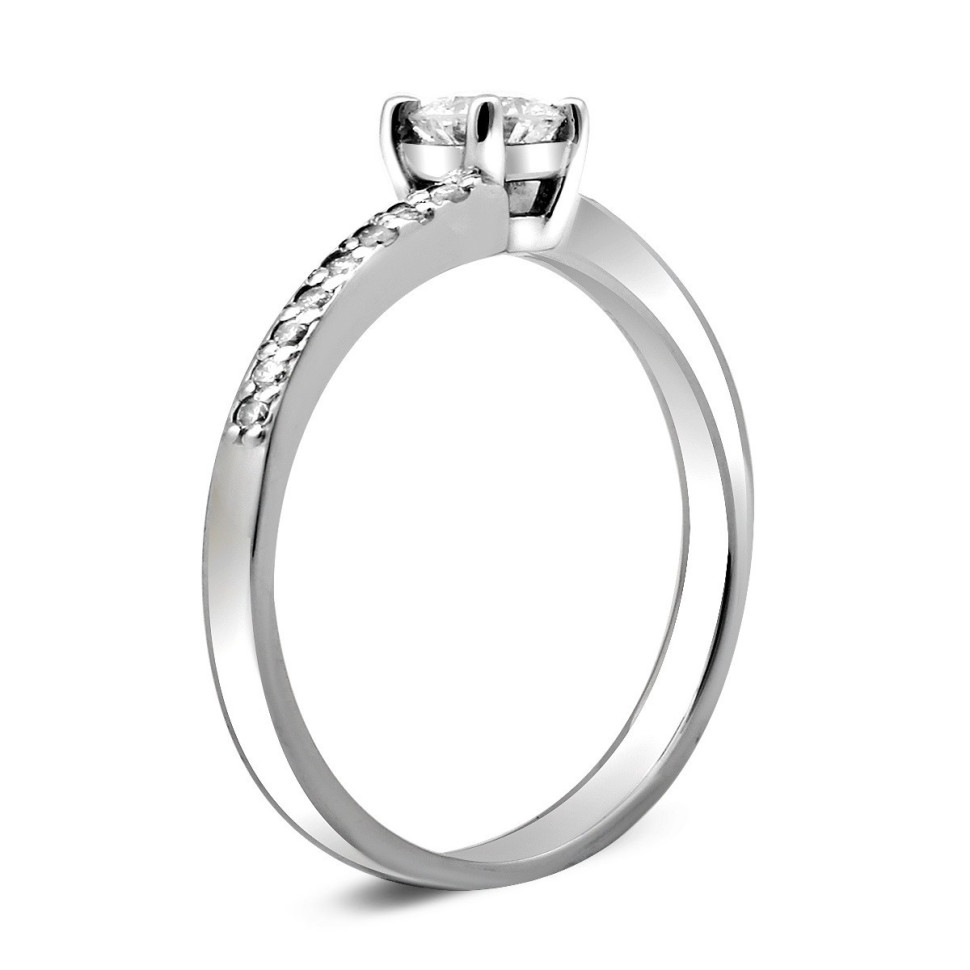Помолвочное кольцо из платины с бриллиантами (014986)