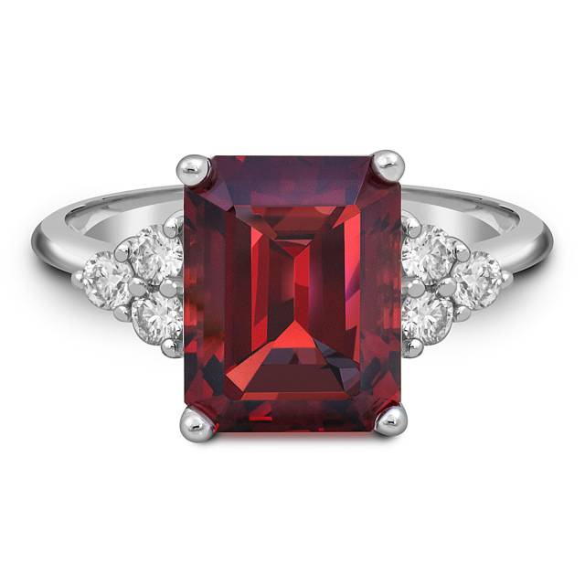 Кольцо из белого золота с бриллиантами и гранатом (052554)
