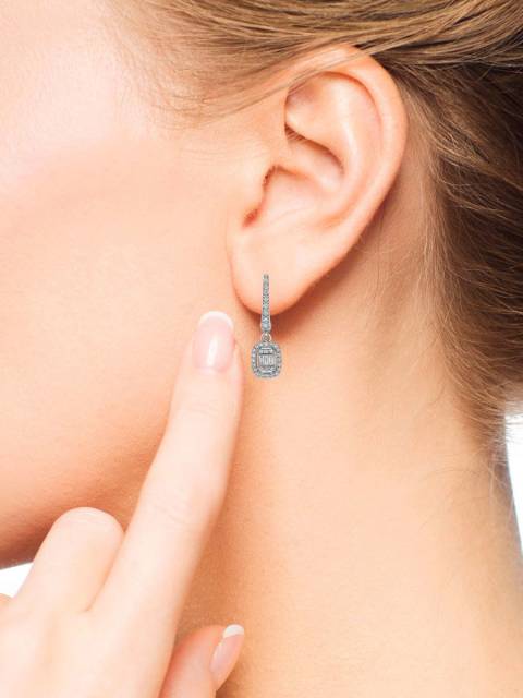 Серьги из белого золота с бриллиантами (062030)