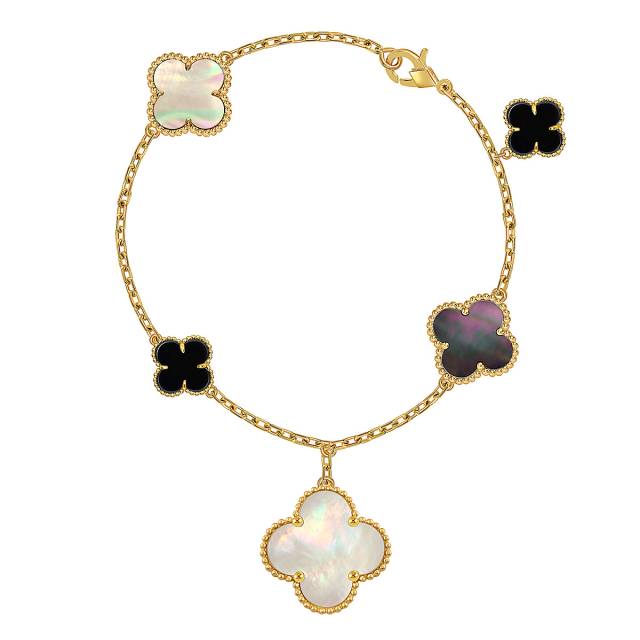 Браслет из жёлтого золота с ониксом и перламутром (054914)