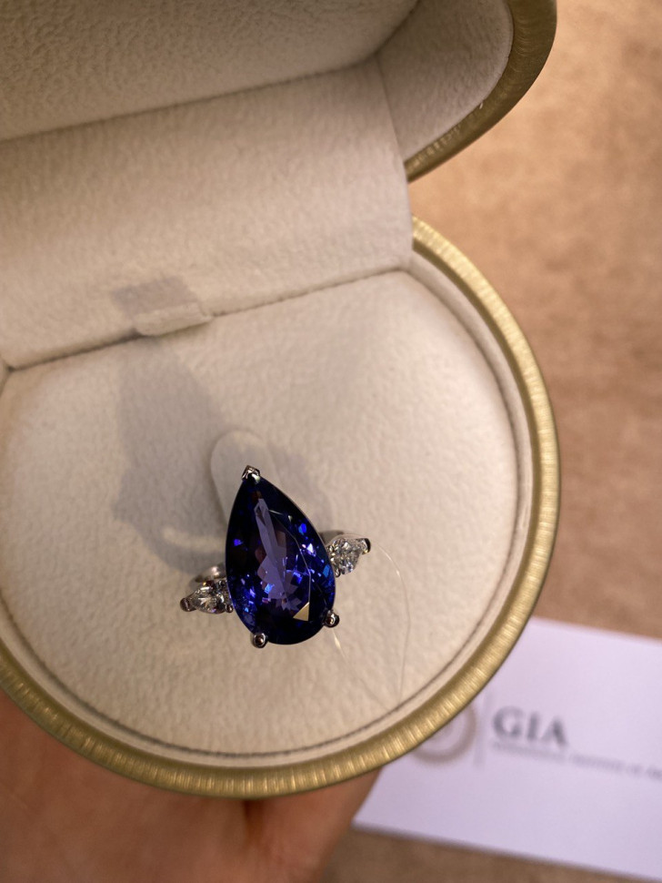 Кольцо из белого золота с бриллиантами и танзанитом (053796)