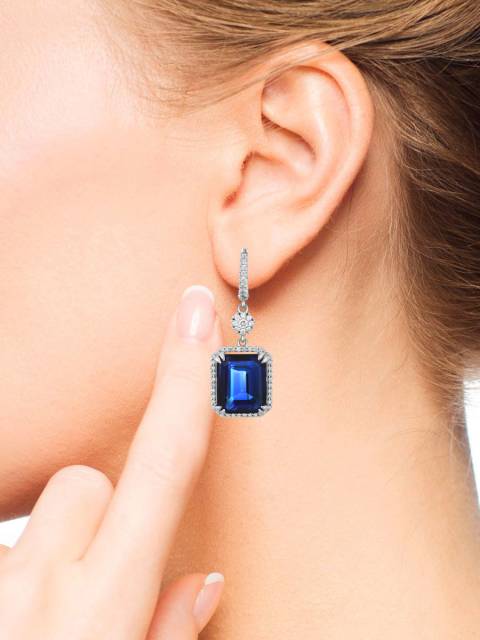 Серьги из белого золота с бриллиантами и сапфирами (047980)