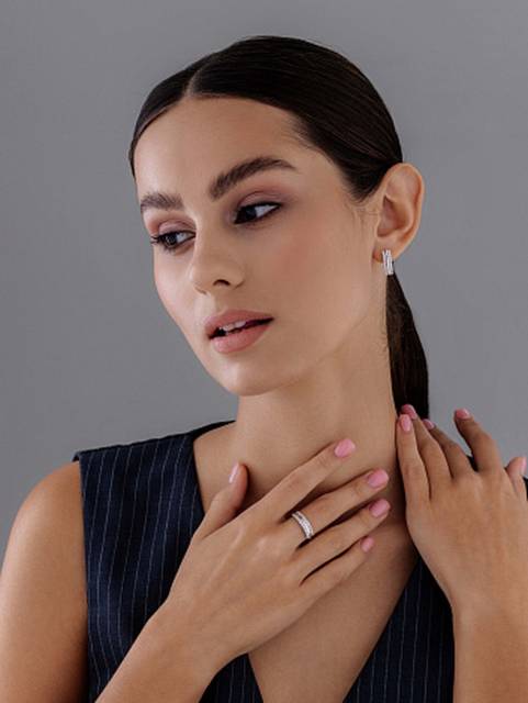 Кольцо из белого золота с бриллиантами (058367)