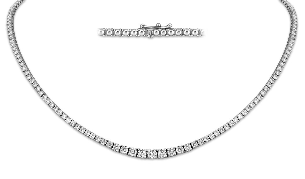 Колье из белого золота с бриллиантами 