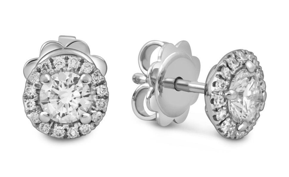 Серьги пусеты из белого золота с бриллиантами 