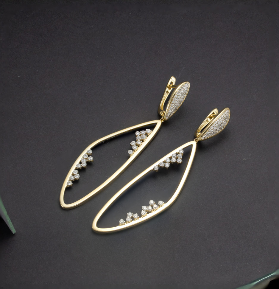 Серьги из жёлтого золота с бриллиантами (048403)