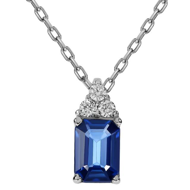 Колье из белого золота с бриллиантами и  сапфиром (062813)