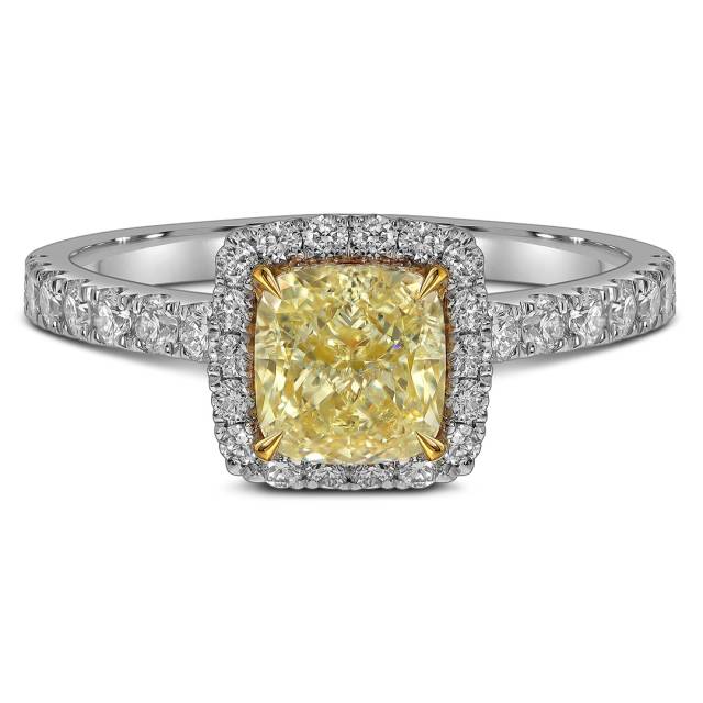 Помолвочное кольцо из белого золота с бриллиантами (063531)